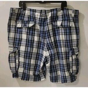St‎ John's Bay Mens Plaid Cargo Shorts Blue And White Size42